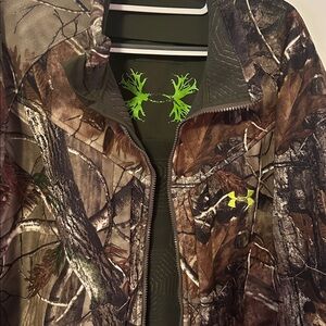 Under Armour Cold Gear Realtree AP Camo Men’s XL. Great Cond!!